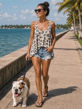 Leopard-Print Racerback Tank Top - Cream & Brown